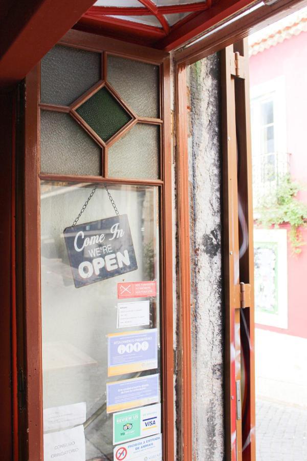 Alface Hall Hostel & Bar リスボン エクステリア 写真
