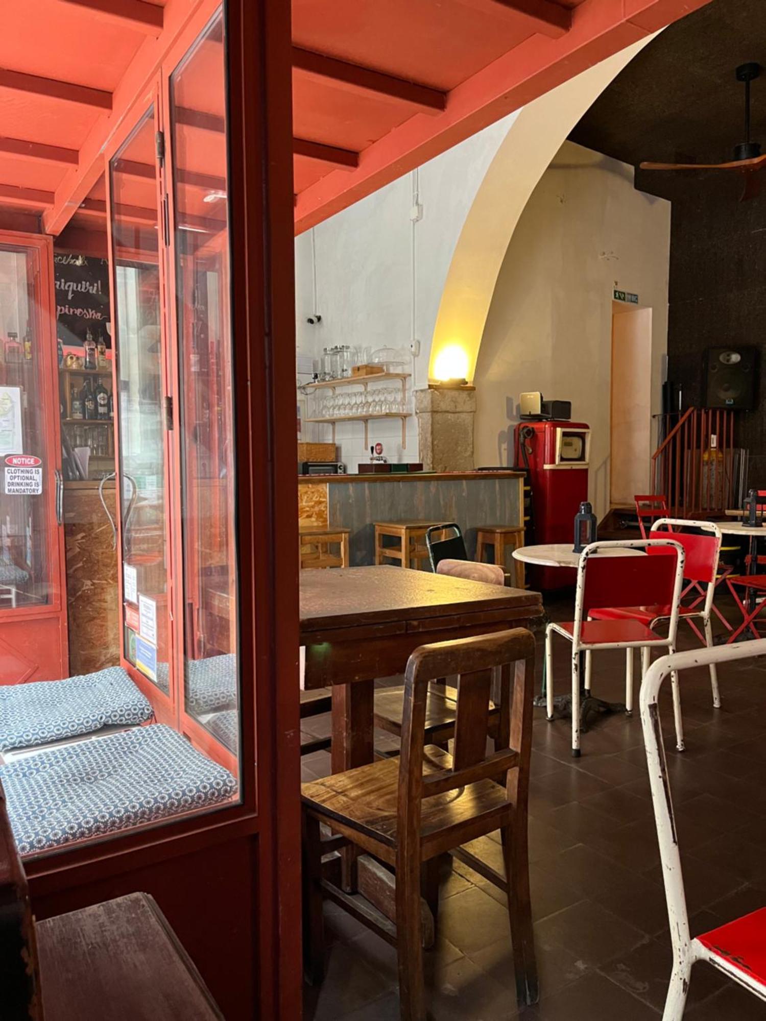 Alface Hall Hostel & Bar リスボン エクステリア 写真