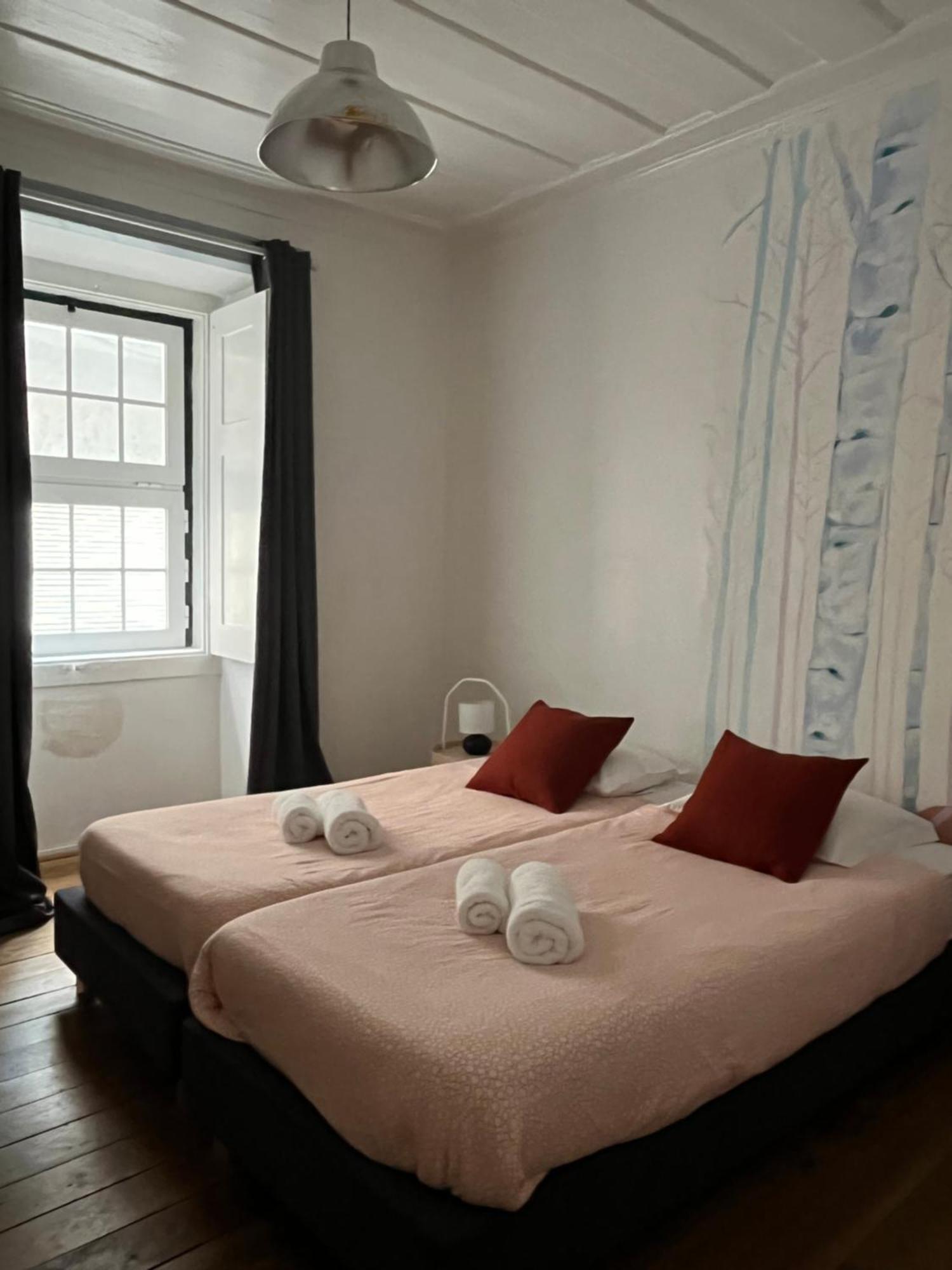 Alface Hall Hostel & Bar リスボン エクステリア 写真
