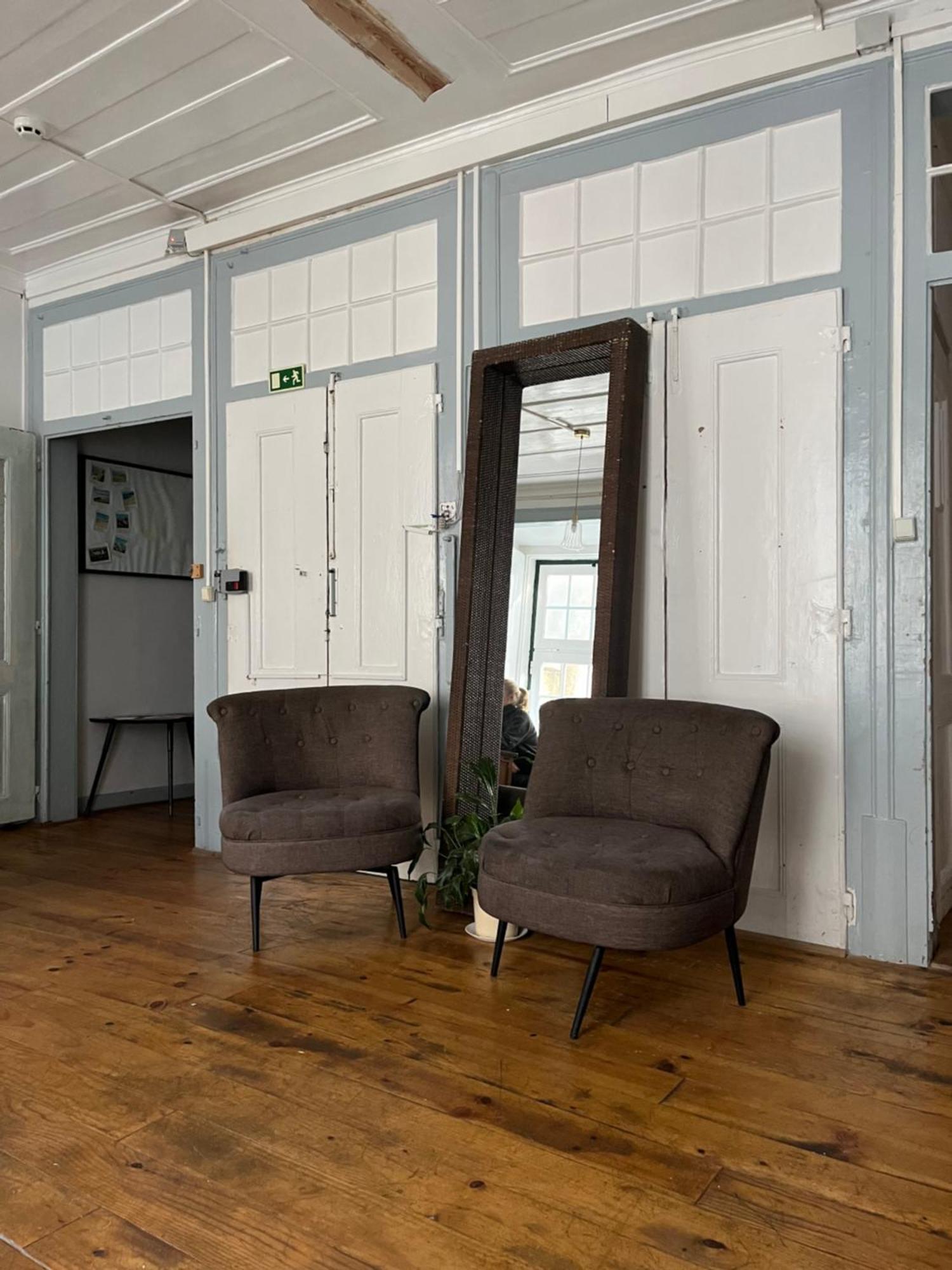 Alface Hall Hostel & Bar リスボン エクステリア 写真