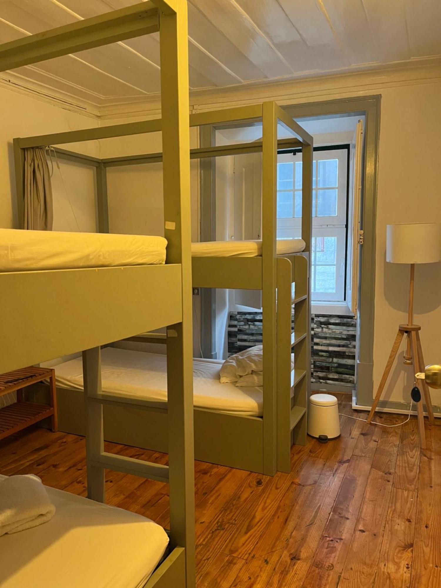 Alface Hall Hostel & Bar リスボン エクステリア 写真