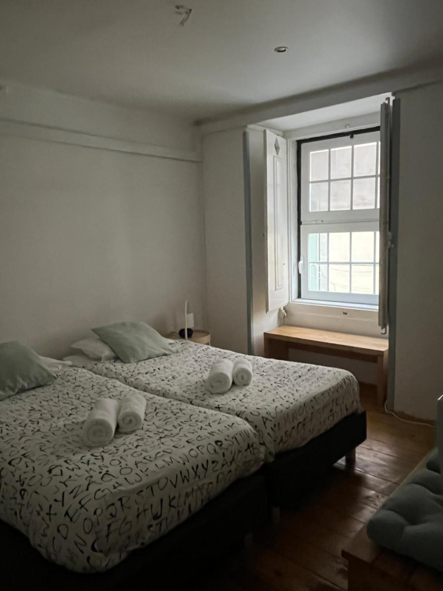 Alface Hall Hostel & Bar リスボン エクステリア 写真